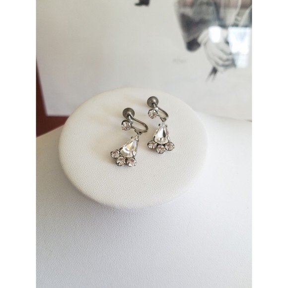 Clear Rhinestone Dangling Drop Screwback Earrings - Picture 4 of 10